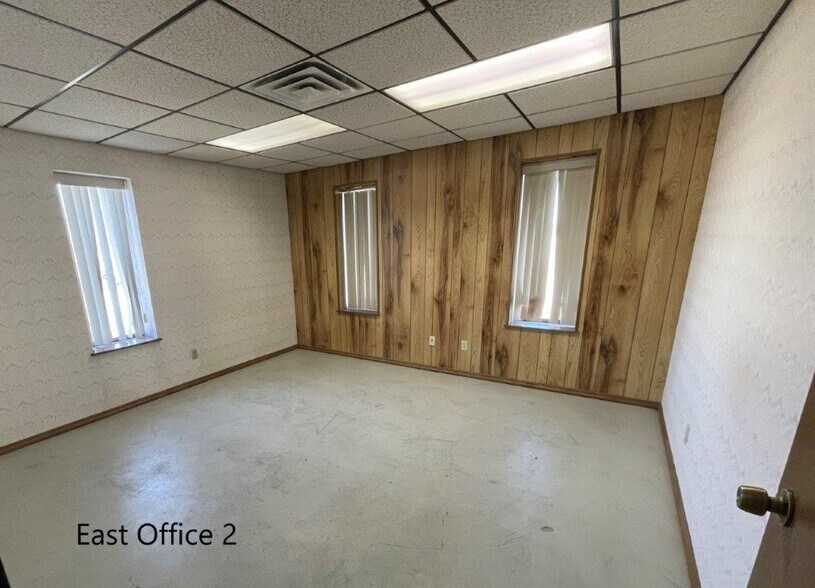 More Photos Of 325 Frontier Dr, Oklahoma City Truck Terminal For Lease