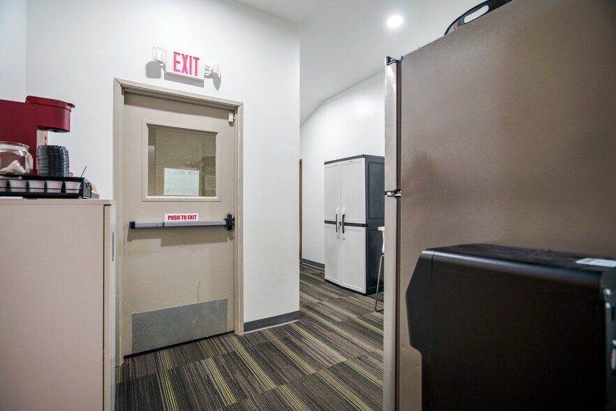 More Photos Of 4577 Ohio Dr, Frisco Office For Lease