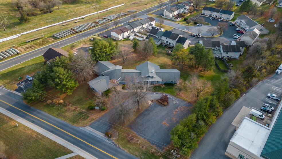 More Photos Of 218 Mill Rd, Woodstock Congregate Senior Housing For Sale