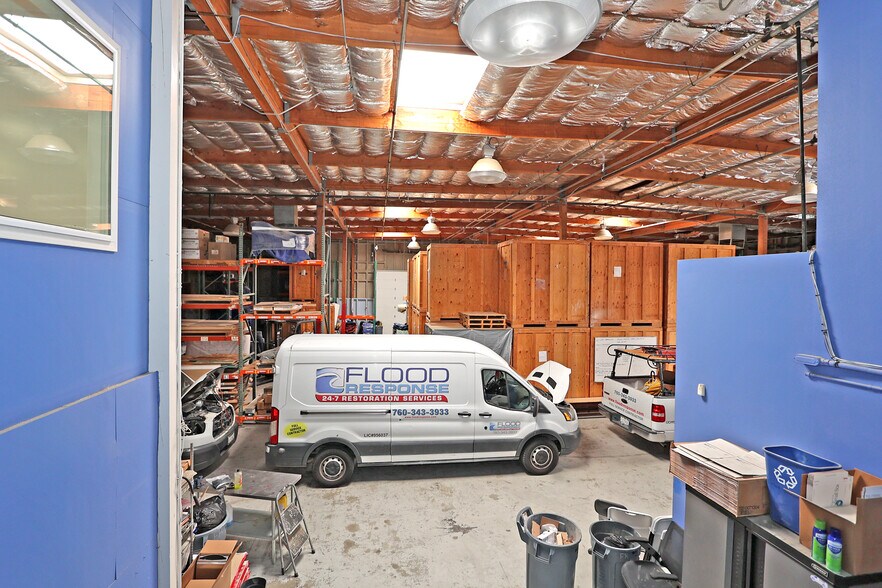 More Photos Of 72104 Corporate Way, Thousand Palms Warehouse For Sale