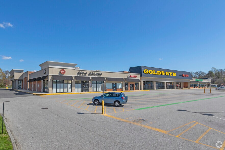 More Photos Of 1625-1643 Crofton Ctr, Crofton Freestanding For Lease