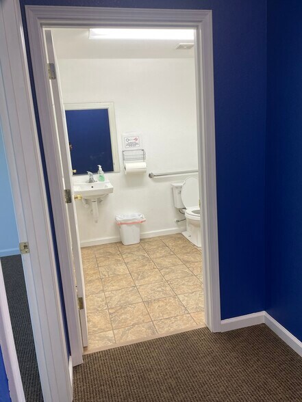 More Photos Of 1150 Selmi Dr, Reno Office For Lease