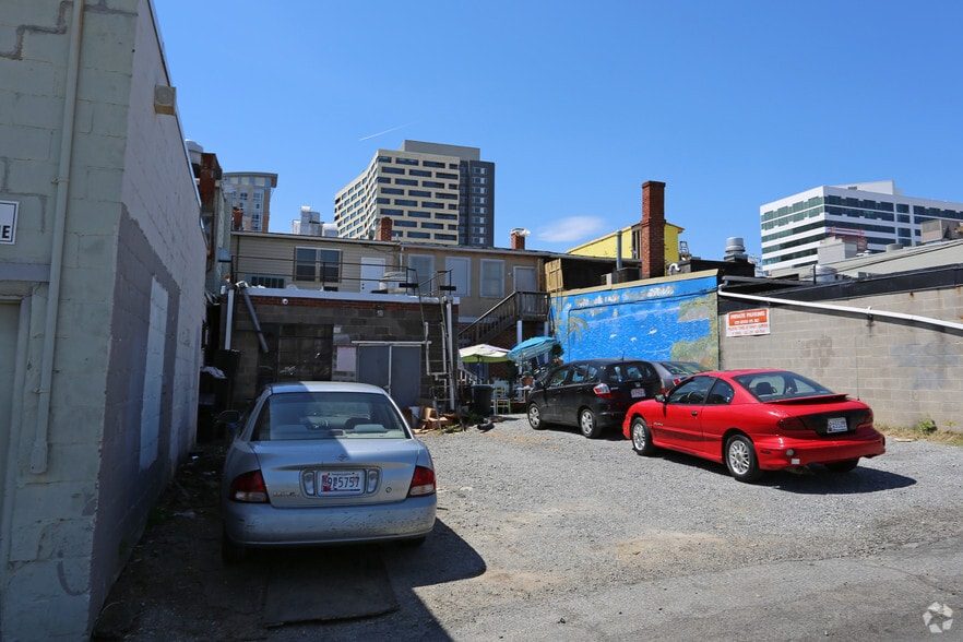 More Photos Of 8223 Georgia Ave, Silver Spring Storefront Retail Office For Lease