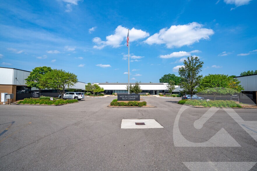 Primary Photo Of 3160 Haggerty Rd, Commerce Township Industrial For Sale