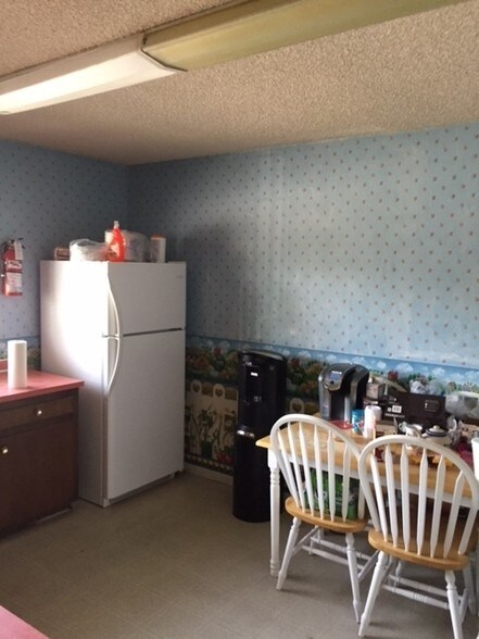 More Photos Of 463 N Sierra Way, San Bernardino Medical For Sale