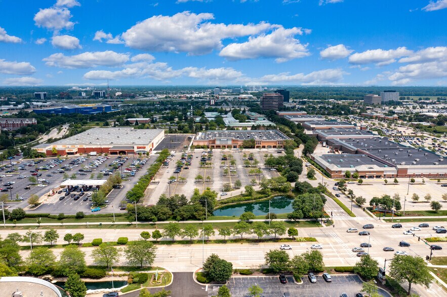 More Photos Of 1430-1540 E Golf Rd, Schaumburg Unknown For Lease