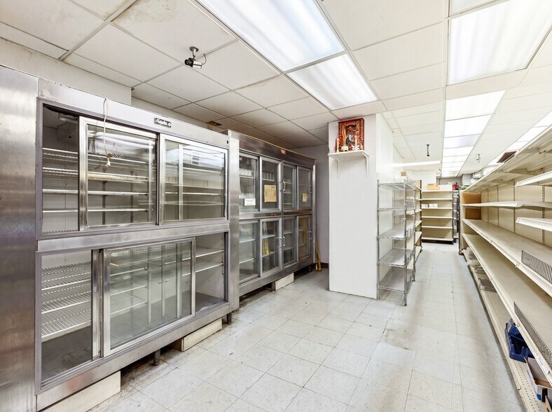 More Photos Of 115-117 Ludlow St, New York Apartments For Sale
