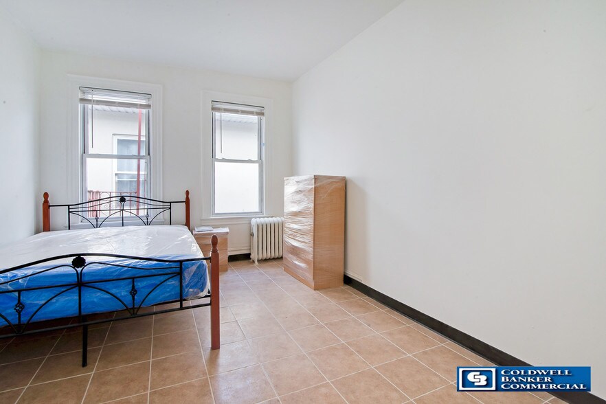 More Photos Of 3022 Brighton 8th St, Brooklyn Apartments For Sale