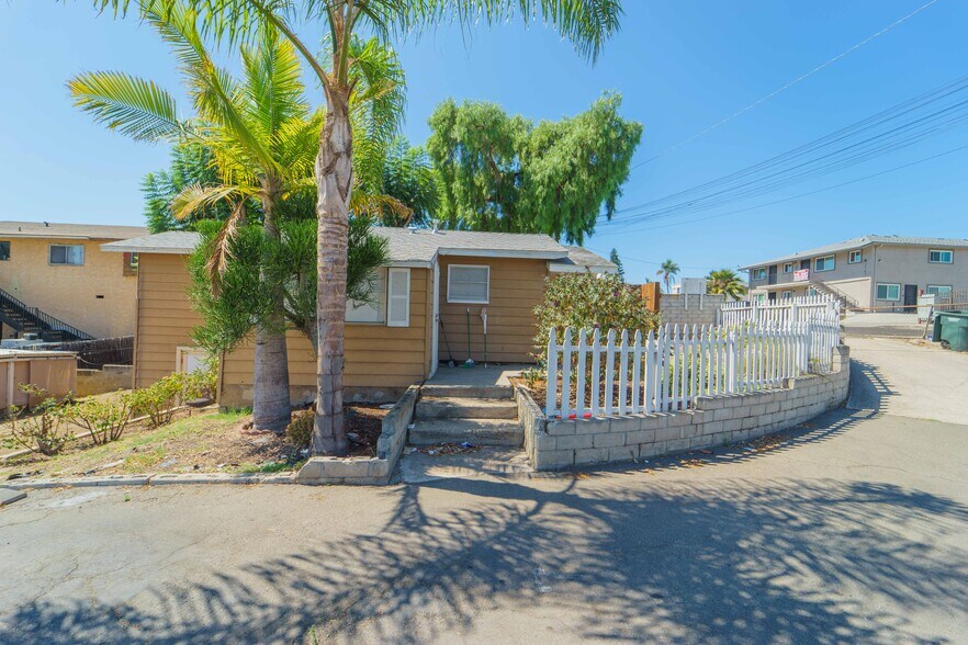 More Photos Of 1202-1216 E 7th St, National City Apartments For Sale