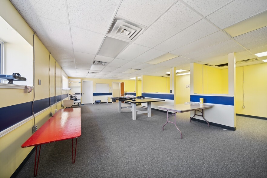 More Photos Of 1203 S Columbia Ave, Tulsa Religious Facility For Sale