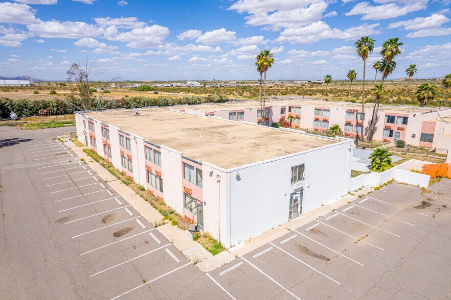 More Photos Of 5540 N Sunland Gin Rd, Eloy Hotel For Sale