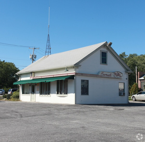 More Photos Of 100 Northampton St, Easthampton Office For Sale