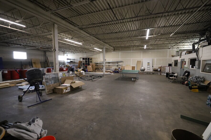 More Photos Of 1615 Bustleton Pike, Feasterville Trevose Warehouse For Lease