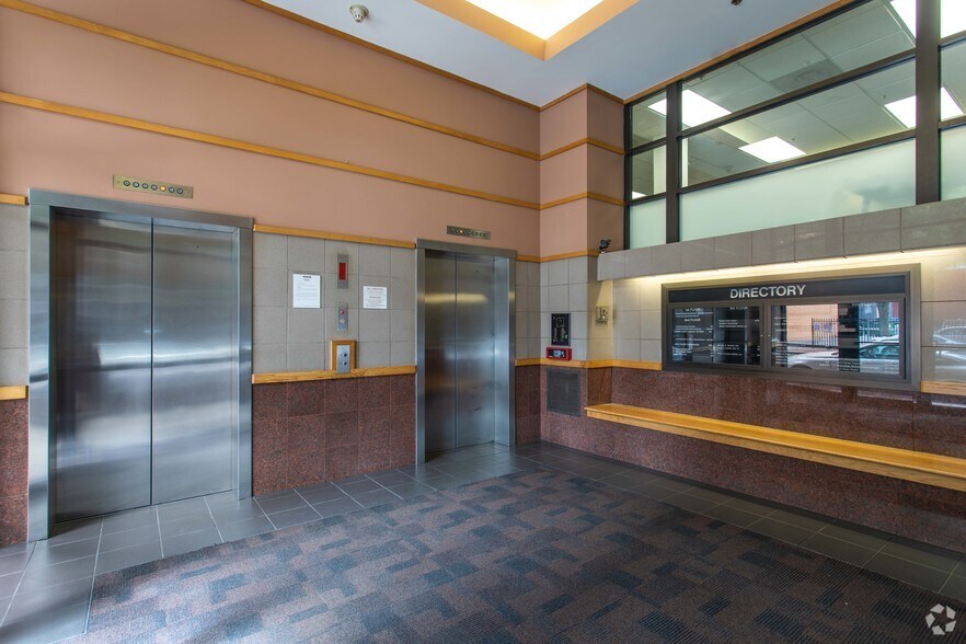 More Photos Of 4915 St. Elmo Ave, Bethesda Loft Creative Space For Lease