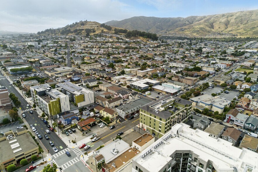 More Photos Of 301 Grand Ave, South San Francisco Office For Lease