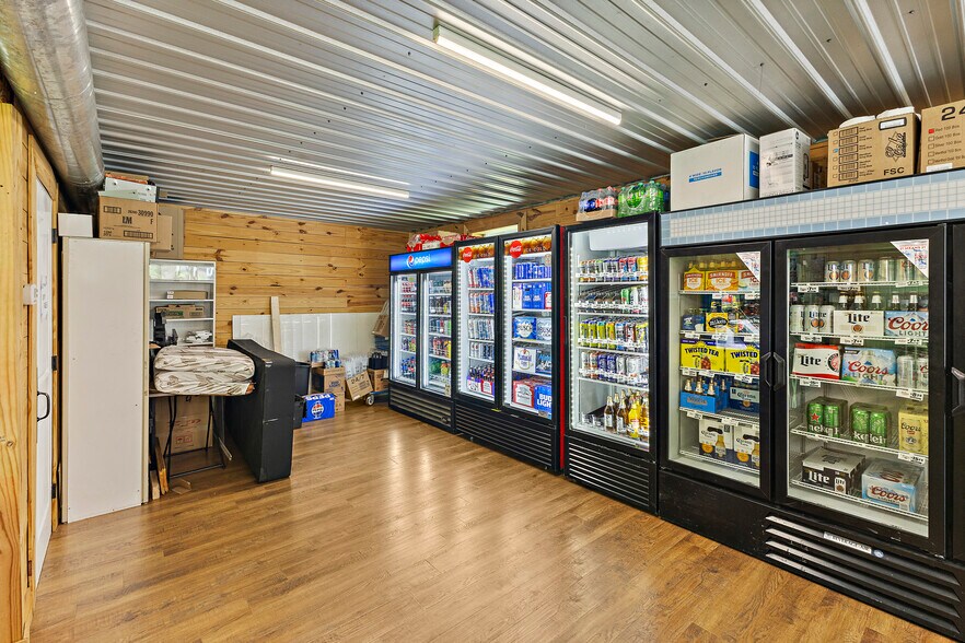 More Photos Of 6279 Blue Springs Pky, Mosheim Freestanding For Sale