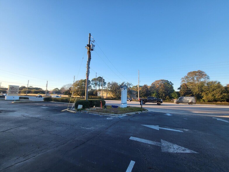 More Photos Of 9539 US Highway 98 W, Destin Freestanding For Sale