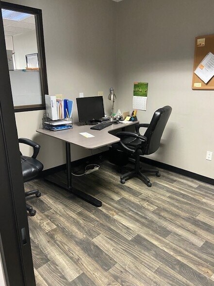 More Photos Of 444 N Westhill Blvd, Appleton Unknown For Lease