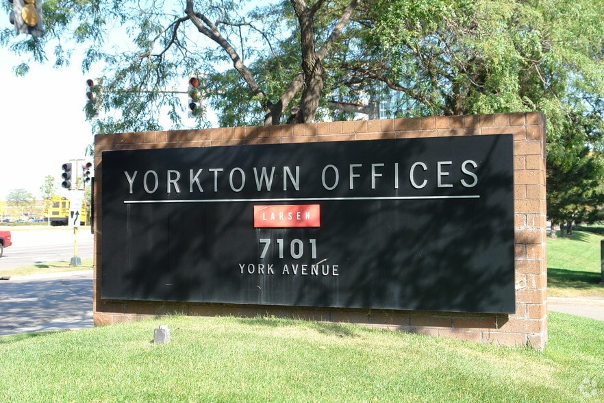More Photos Of 7101 York Ave S, Edina Office For Lease