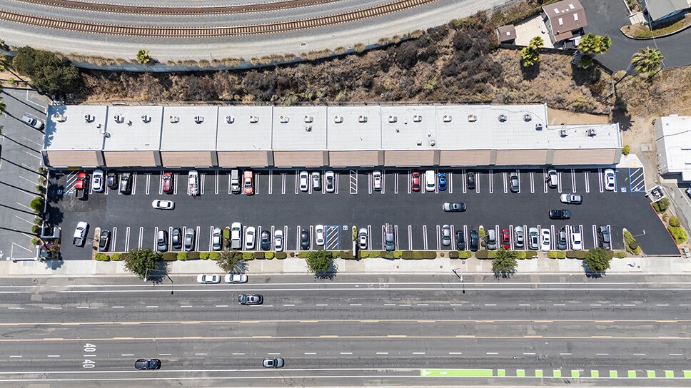 More Photos Of 1275 S Santa Fe Ave, Vista Storefront For Sale