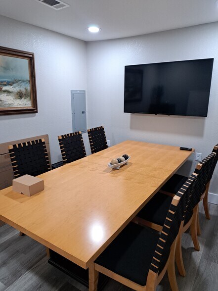 More Photos Of 4400 Bayou Blvd, Pensacola Medical For Lease