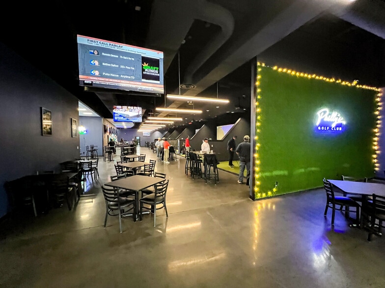 More Photos Of 6409 N Big Spring St, Midland Storefront For Sale