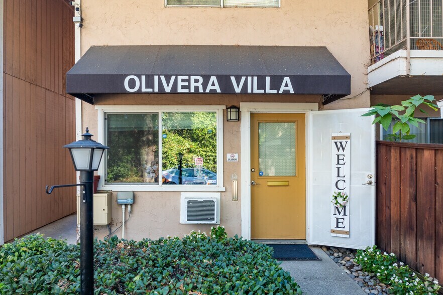 More Photos Of 2451 Olivera Rd, Concord Apartments For Sale