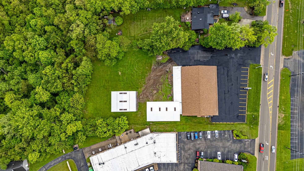 More Photos Of 4420 S Dixie Hwy, Franklin Office For Sale