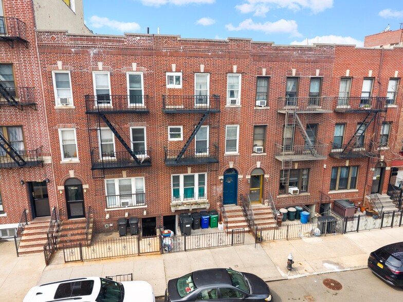 More Photos Of 3334 29th St, Astoria Apartments For Sale