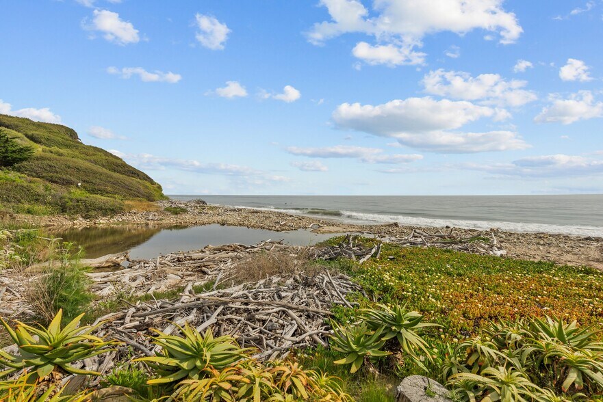 More Photos Of 10697 Calle Quebrada, Goleta Land For Sale