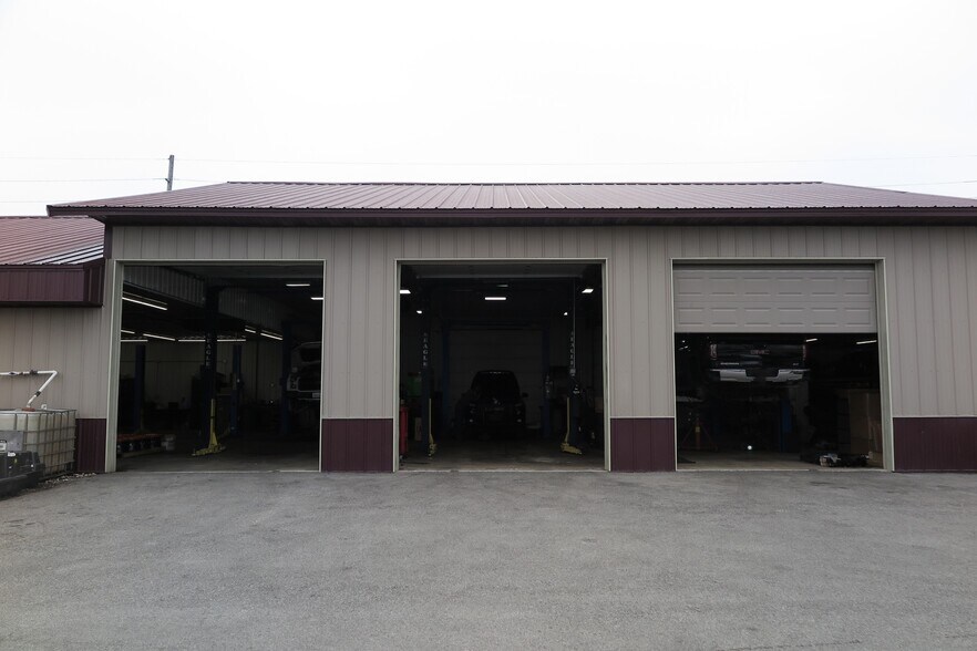 More Photos Of 11 W US Highway 6, Peru Auto Dealership For Sale