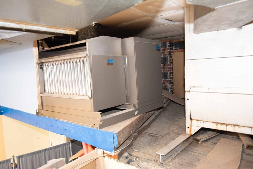 More Photos Of 416 Eastern Blvd, Essex Lodge Meeting Hall For Sale