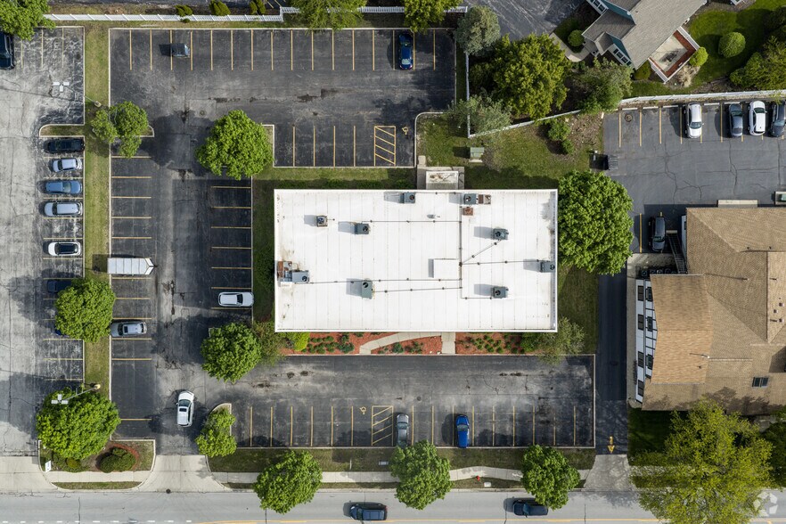 More Photos Of 930 W 175th St, Homewood Office For Sale