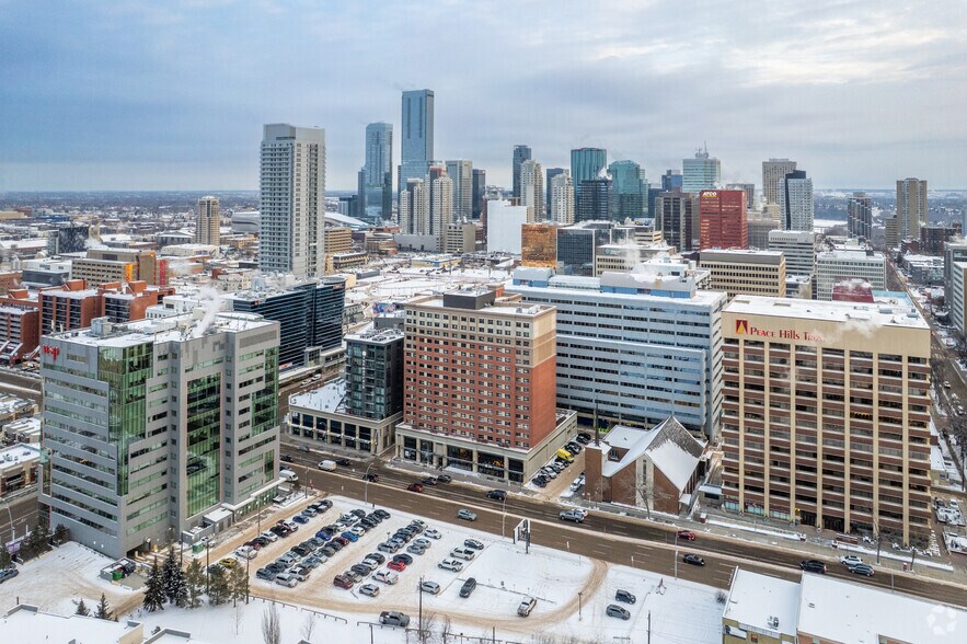 More Photos Of 10051 109 St NW, Edmonton Apartments For Lease