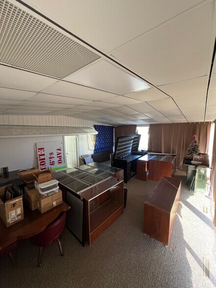 More Photos Of 513-521 E Perkins Ave, Sandusky Storefront For Sale