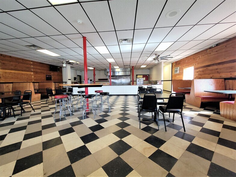 More Photos Of 1606 Argillite Rd, Flatwoods Restaurant For Sale