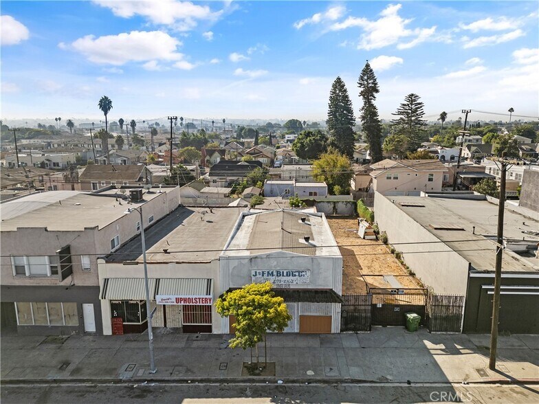 More Photos Of 3638 W Slauson Ave, Los Angeles Office Residential For Lease