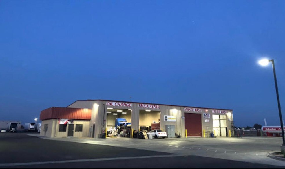 More Photos Of 3550 S K St, Tulare Industrial For Sale