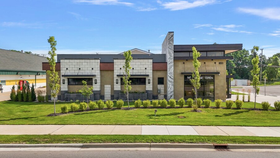 Primary Photo Of 653 S Lapeer Rd, Oxford General Retail For Sale