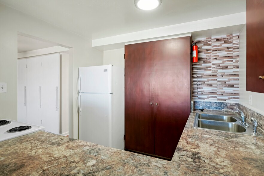 More Photos Of 2940 W Arkansas Ave, Denver Apartments For Sale