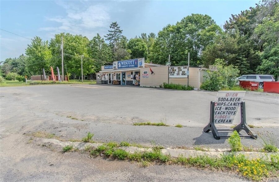 More Photos Of 12559-561 Ridge Rd, Sackets Harbor Convenience Store For Sale