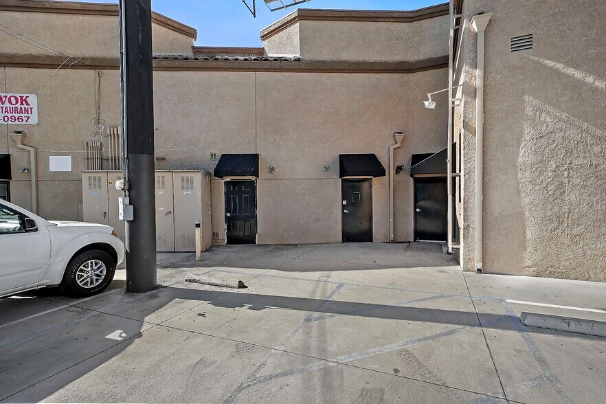 More Photos Of 4832-4850 Lankershim Blvd, North Hollywood Storefront For Lease