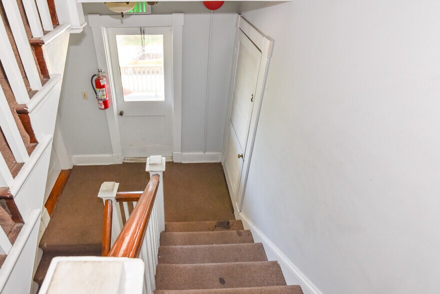 More Photos Of 104 Maple Ave, Chestertown Apartments For Sale