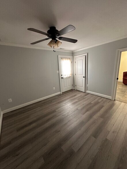 More Photos Of 28795 Old Village rd, Mechanicsville Specialty For Lease