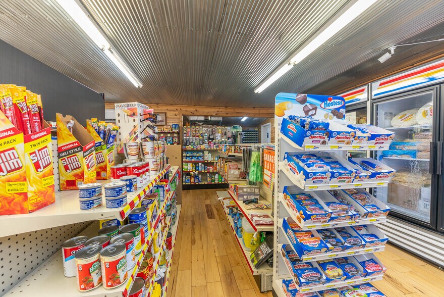 More Photos Of 5412 AR-56, Violet Hill Service Station For Sale