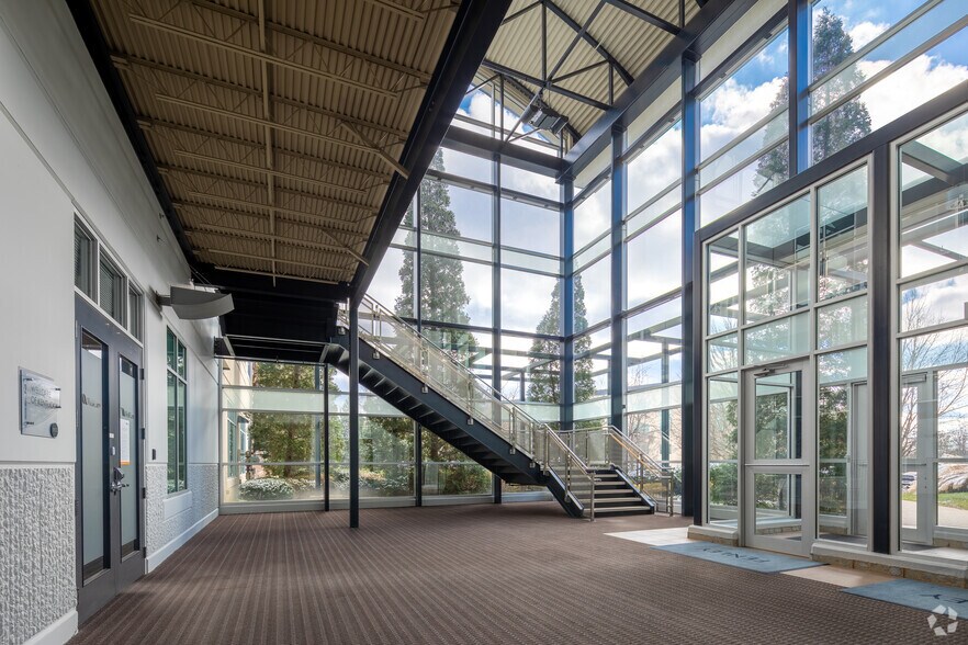 More Photos Of 13551 Triton Park Blvd, Louisville Office For Lease