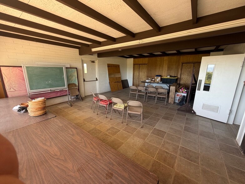 More Photos Of 1477 N Silverbell Rd, Tucson Religious Facility For Sale