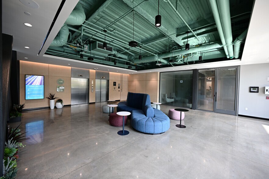 More Photos Of 8800 Technology Forest Pl, The Woodlands Unknown For Lease