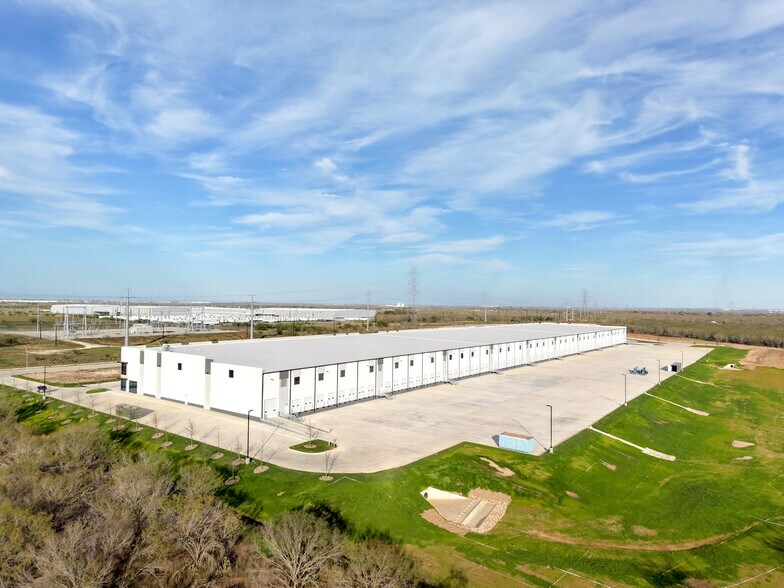 More Photos Of Innovation Industrial Park, San Antonio Unknown For Lease