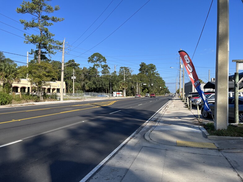 More Photos Of 1343 Lane Ave S, Jacksonville Veterinarian Kennel For Sale